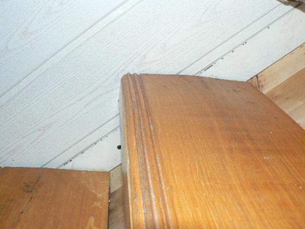 Slippery Oak Staircases, Hardwood Floor Stairs Slippery